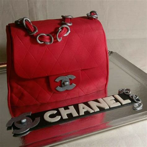 gateau chanel pate a sucre|Sac Chanel ! .